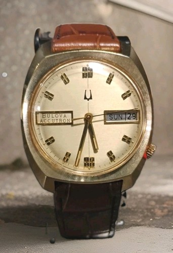 Bulova accutron - bulova,