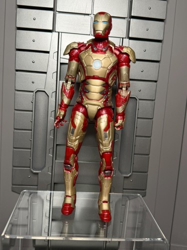 Hasbro marvel legends iron - marvel,