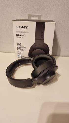 Sony ear - sony, on