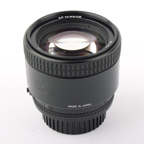 Nikon nikkor 85mm d - nikon,