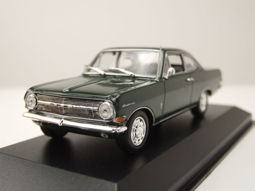 Modellino auto opel rekord - auto, a