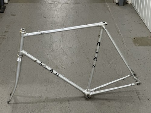 Alan record road - record, frameset