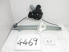 Regolatore porta anteriore destra Toyota Yaris 2021 85710K0070 [Usato] [PA85524224]