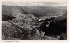 Fossa di lardo fresca d'estate