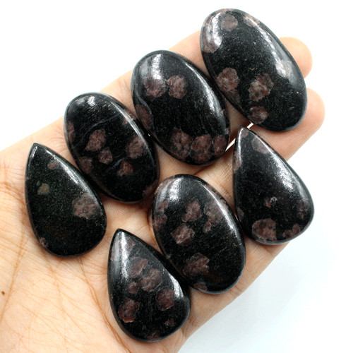 Pezzi cabochon granato - 7,