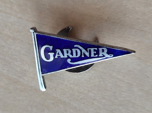 Vintage enamel gardner - gardner, flag