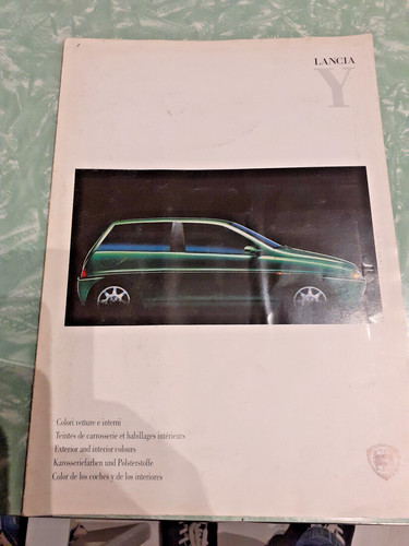 Prospekt brochure depliant