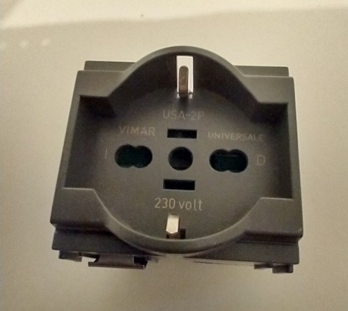 Presa schuko vimar idea 16210 - presa,