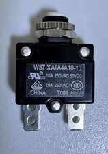 W57-XA1A4A-10-10 Interruttore