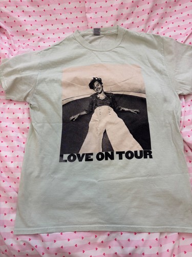 Harry styles love tour mint - harry,