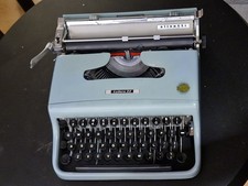 Olivetti Lettera 22 Made In Glasgow