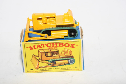 Bulldozer caterpillar matchbox - bulldozer,
