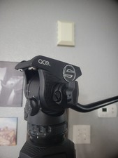 Sistema treppiede Sachtler