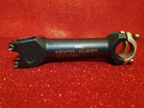 Attacco manubrio deda newton - attacco,