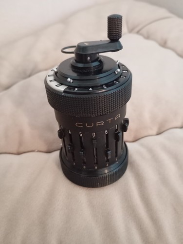 Curta calcolatrice meccanica - curta,