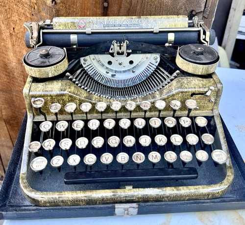 Macchina scrivere portatile - scrivere,