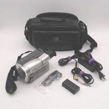 Canon ES8400 Camcorder w/ Bag