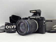 [COME NUOVO / 1,4k scatti] OLYMPUS OM-D E-M1 + 2 obiettivi (15 mm / 14-150 mm...