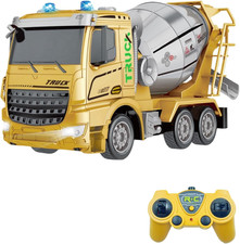 Camion Betoniera Con Tutte Le