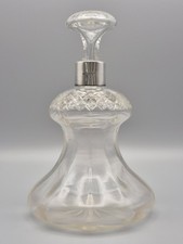 Antico decanter in vetro