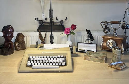 Vintage boxed olivetti - vintage,