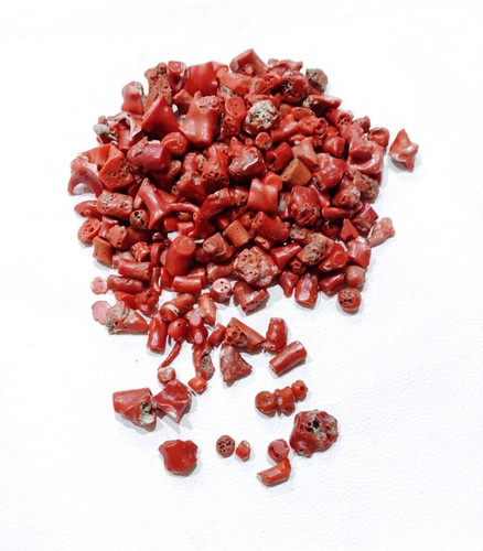 Corallo rosso lucido pietra