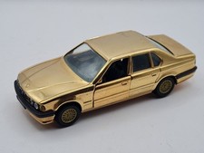 Gama 1:43 #1107 BMW 735i goldmettalic usato 