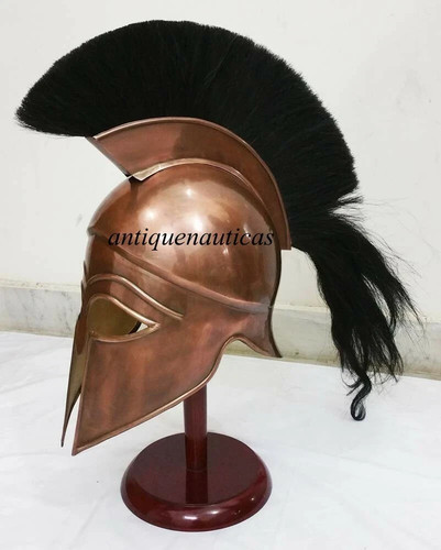 Antico elmo medievale - , greco