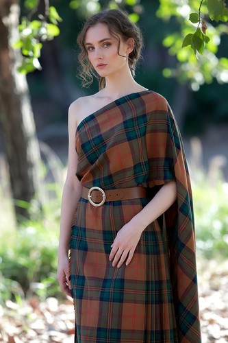 Women traditional scottish - traditional,