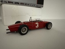 CMC 1:18 Ferrari Dino 156 F1 Sharknose M-069 #3 1961 - Certificato mancante