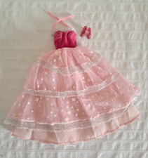 1986 Abito e scarpe Barbie