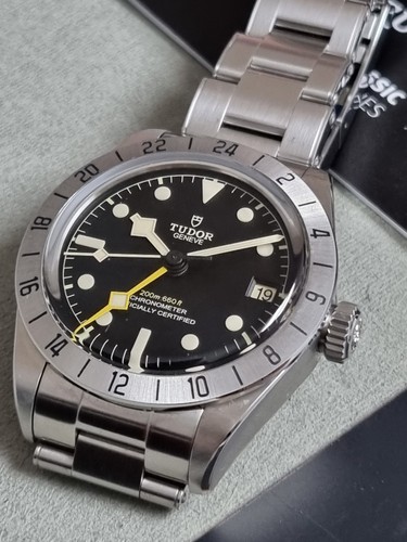 Tudor black bay pro - tudor, heritage