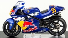 Yamaha YZR500 Regis Laconi 1999 Scala 1:24 Modellino Classe 500 Red Bull # 55