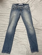 Met jeans a vita bassa taglia