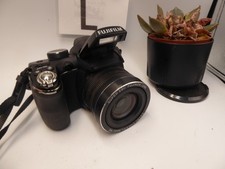 Fujifilm FinePix S4200