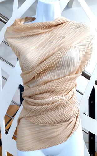 Miyake pleats please - pleats,