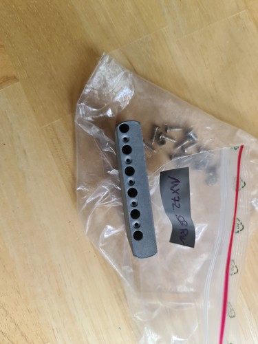 Blocco tremolo parafango