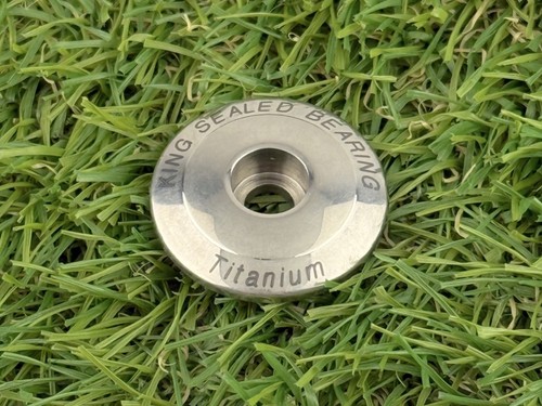 Chris king titanium - chris, cap