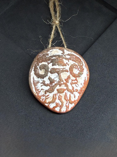 Amuleto vintage terracotta - in,