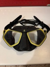 Maschera sub Omer nera/gialla