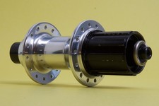 Mozzo posteriore a cricchetto DT Swiss 240 18t 10 velocità 28h classico cerchio freno lucido 218g