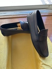 BEAND NEW - NEVER TOUCHED -