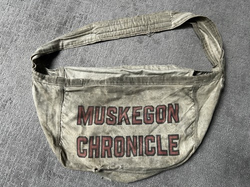 Vintage muskegon chronicle - chronicle,