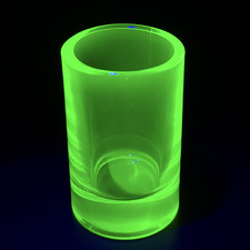 Vaselina uranio vetro giallo