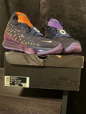 Taglia 11.5 - Nike LeBron 17