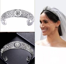 Corona matrimonio meghana