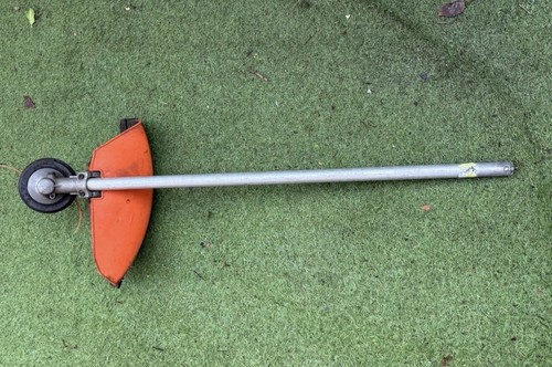 Attacco decespugliatore