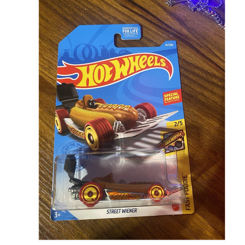 Hot wheels street wiener - hot,