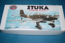 AIRFIX 05100 - Junkers Ju 87R-1 Stuka scala 1/48