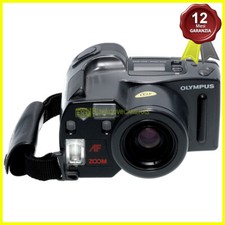 Olympus Infinity SuperZoom 300 AF con obiettivo 38/105mm. Fotocamera a pellicola